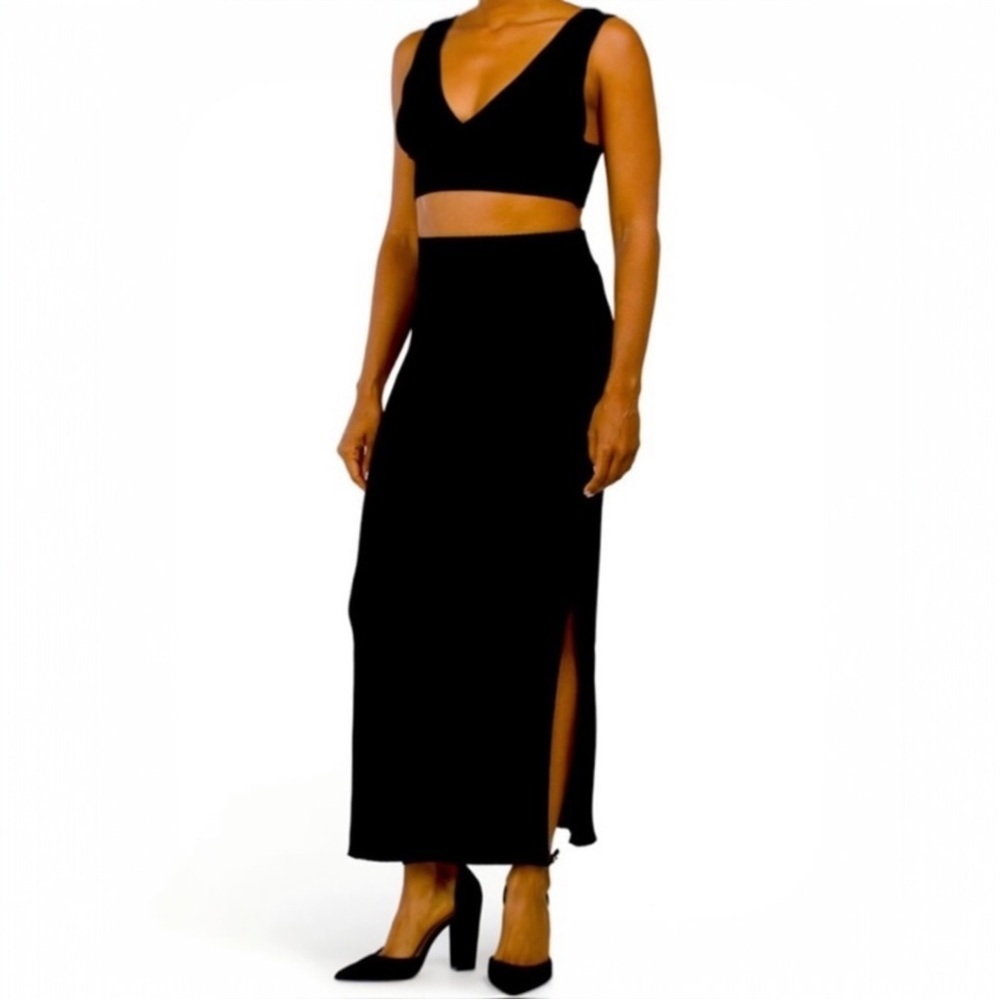 House Of Harlow Knit Midi Skirt With Leg Slits In Black